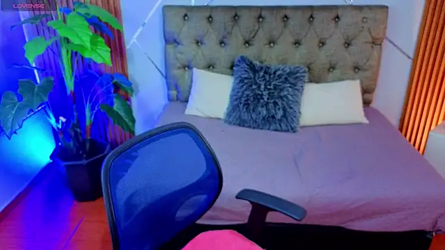 SophyAdams online show from 23, 2, 2026