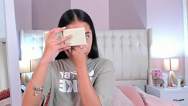 Reachel Smith online show from 7, 3, 2026