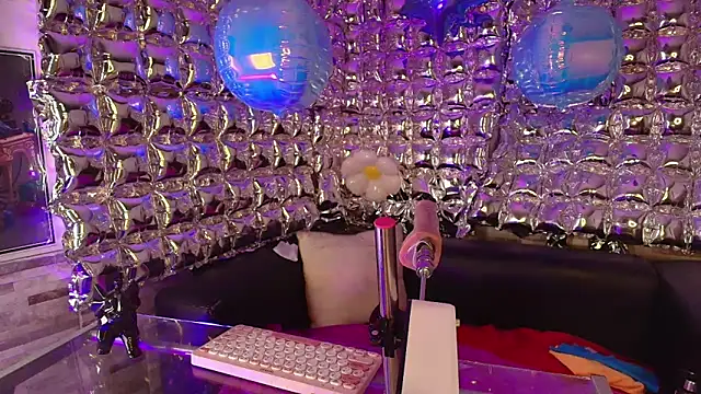 lala cherry online show from 18, 3, 2026