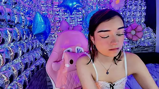 lala cherry online show from 21, 4, 2026