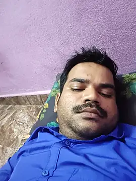 Snapshot of rkr1996kum chatting on 9, 7, 2026 rkr1996kum online show from 9, 7, 2026