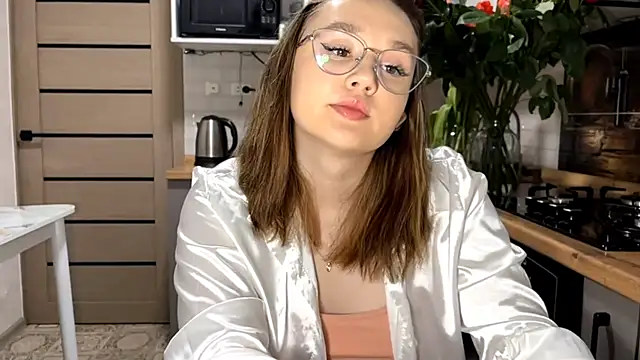 AinaSmith online show from 10, 3, 2026