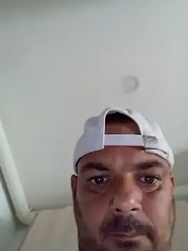 Snapshot of morenitoymorena chatting on 7, 6, 2026 morenitoymorena online show from 7, 6, 2026