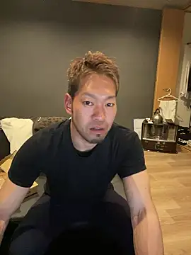 Snapshot of ryuaaaaa chatting on 20, 5, 2026 ryuaaaaa online show from 20, 5, 2026