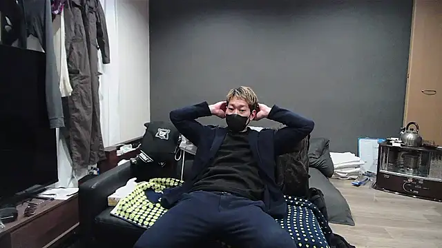 ryuaaaaa online show from 22, 4, 2026