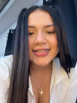 scarleth marquezz online show from 14, 6, 2026