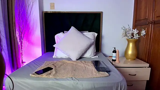 KatrionaNyx online show from 22, 4, 2026