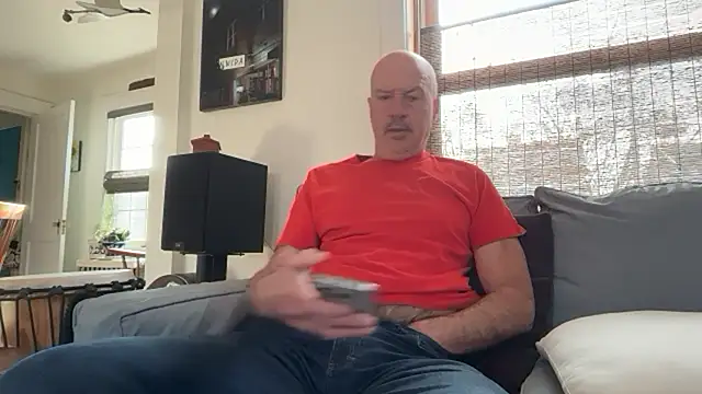 Guy  Grey online show from 22, 4, 2026