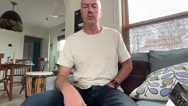 Guy  Grey online show from 21, 3, 2026