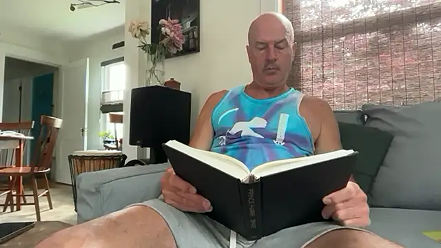 Snapshot of Guy__Grey chatting on 20, 6, 2026 Guy Grey online show from 20, 6, 2026