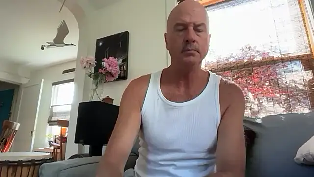 Snapshot of Guy__Grey chatting on 16, 6, 2026 Guy Grey online show from 16, 6, 2026