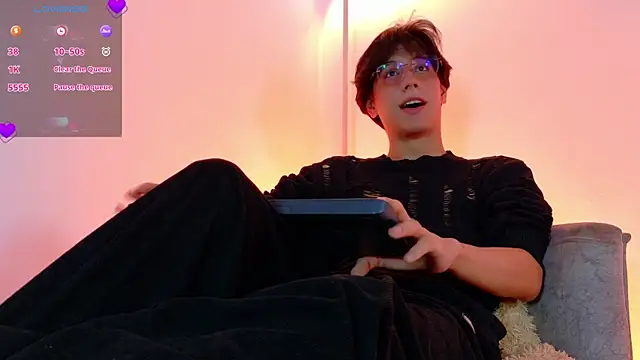 lui x dust online show from 29, 3, 2026