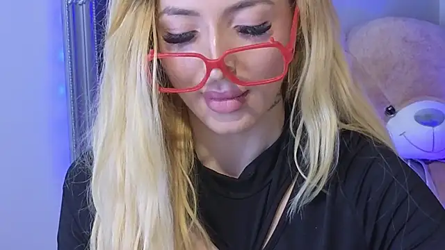 KarmaArms online show from 22, 3, 2026