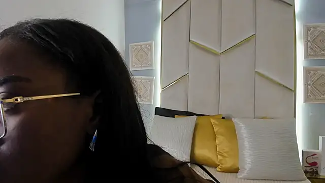 Snapshot of KarinaaCoxx chatting on 28, 6, 2026 KarinaaCoxx online show from 28, 6, 2026