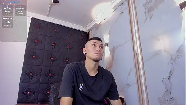 Logan and Reachel online show from 13, 3, 2026