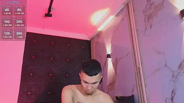 Logan and Reachel online show from 8, 4, 2026