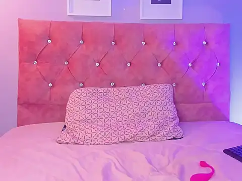 lilirousee online show from 11, 3, 2026