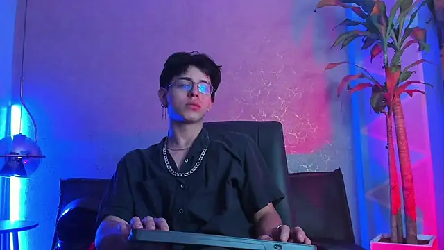 Angel scott2 online show from 3, 3, 2026