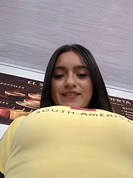 DulceCaroX online show from 25, 6, 2026