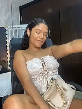 Miaafoxx   online show from 11, 3, 2026