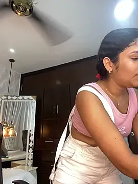 Miaafoxx   online show from 13, 3, 2026