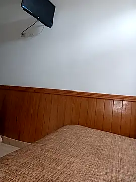 Rosyshadow online show from 9, 4, 2026