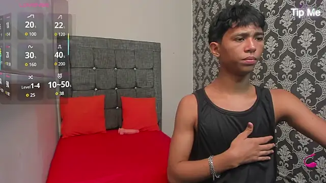 Snapshot of Little_Twink19x chatting on 24, 4, 2026 Little Twink19x online show from 24, 4, 2026