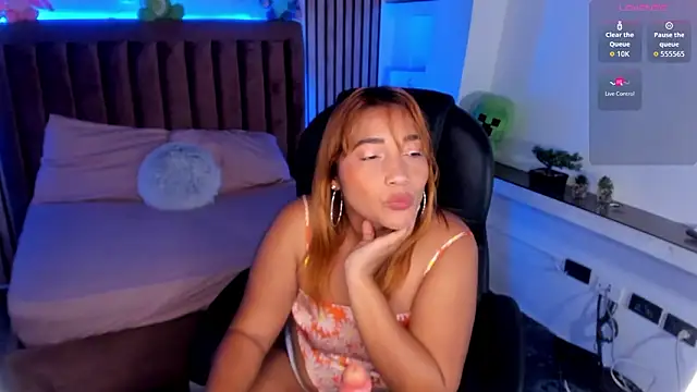 Miia Grey  online show from 12, 3, 2026