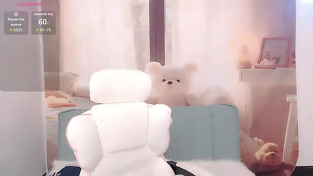 Luckmia333 online show from 23, 2, 2026