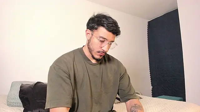 alphaandmuse online show from 22, 4, 2026