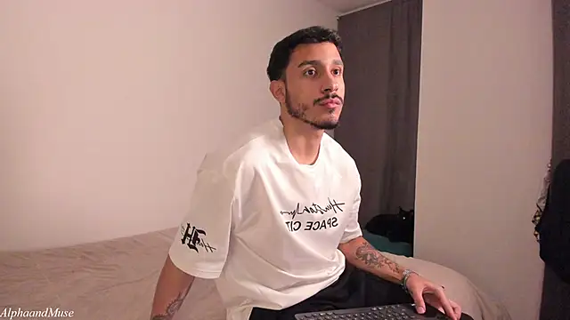 alphaandmuse online show from 26, 2, 2026