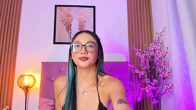 ravena queen online show from 15, 6, 2026