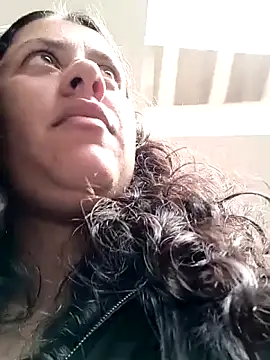 LunaDamasco online show from 10, 4, 2026