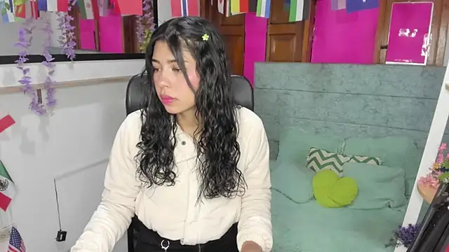 Snapshot of Aysha_winxs chatting on 1, 7, 2026 Aysha winxs online show from 1, 7, 2026