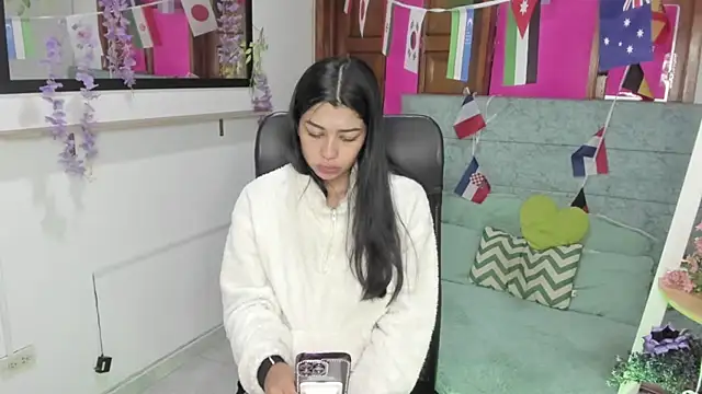 Snapshot of Aysha_winxs chatting on 8, 7, 2026 Aysha winxs online show from 8, 7, 2026