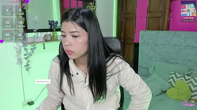 Aysha winxs online show from 10, 4, 2026