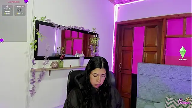 Aysha winxs online show from 25, 3, 2026