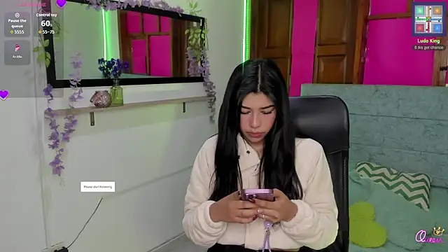 Aysha winxs online show from 3, 4, 2026