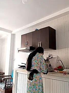 sara cute so online show from 5, 4, 2026