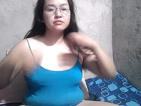 Snapshot of wildchinita00 chatting on 17, 5, 2026 wildchinita00 online show from 17, 5, 2026