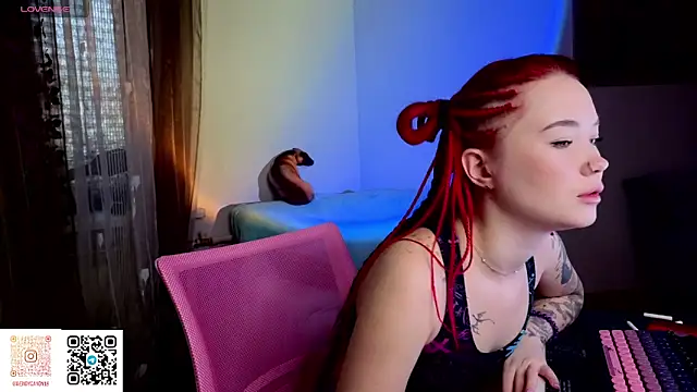 WendyCandy18 online show from 15, 4, 2026