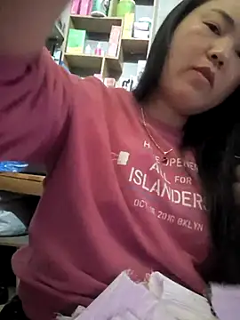 MayEva ly online show from 4, 3, 2026