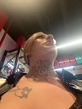 Eliee Roth online show from 6, 3, 2026