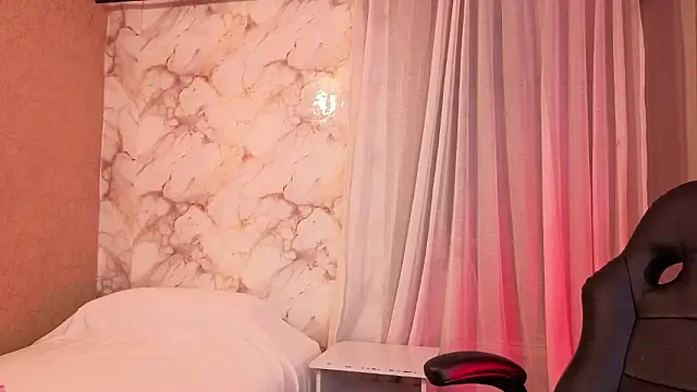 QueenSallyDesire online show from 24, 3, 2026