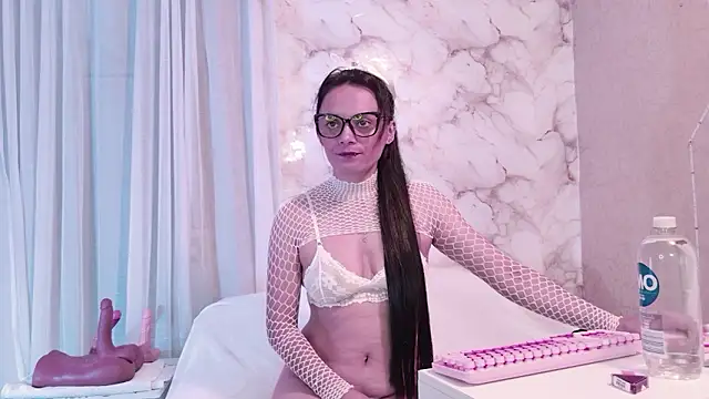 QueenSallyDesire online show from 10, 3, 2026