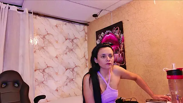 QueenSallyDesire online show from 24, 4, 2026