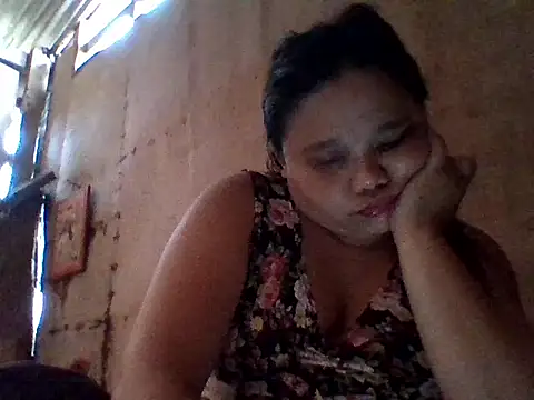 sweetlyn31 online show from 23, 5, 2026