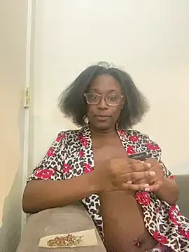 Snapshot of Sinfulwaterfalls chatting on 7, 5, 2026 Sinfulwaterfalls online show from 7, 5, 2026