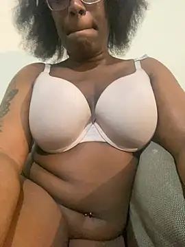 Snapshot of Sinfulwaterfalls chatting on 12, 5, 2026 Sinfulwaterfalls online show from 12, 5, 2026