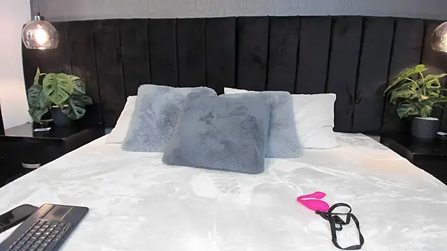Snapshot of Bianca_Monroe_ chatting on 13, 7, 2026 Bianca Monroe online show from 13, 7, 2026